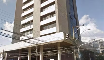 Sala comercial, com um banheiro social e excelente posição solar.  Área privativa: 37,85m.  Confira!