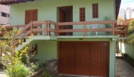 Casa com 4 quartos à venda no Medianeira, Caxias do Sul , 260 m2 por R$ 1.200.000