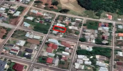 Terreno localizado no Bairro São Luiz.  Área: 15x30= 450,00m.  Confira!