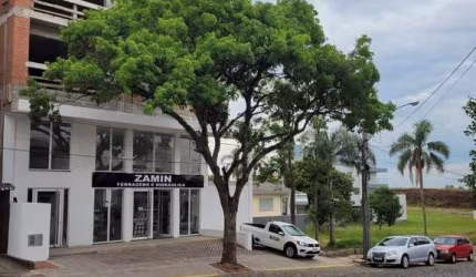 Excelentes apartamentos em construção no Bairro mais nobre da cidade, ao lado do centro! Irão contar com 02 e 03 dormitórios (sendo 01 suíte), sala de estar/sala de jantar com sacada, cozinha com chur