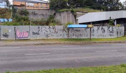 Ótimo terreno na Perimetral, para construção de lojas!!  Área total: 1.261,06m.  Confira!