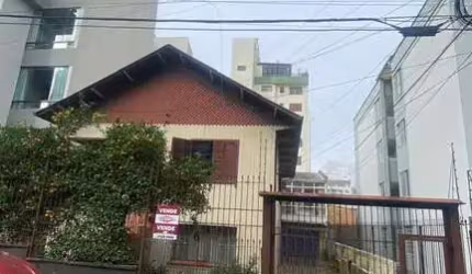 Terreno à venda no Panazzolo, Caxias do Sul  por R$ 1.100.000