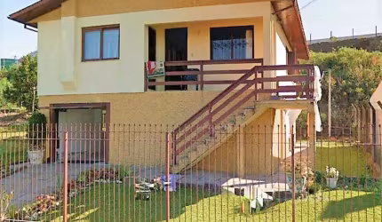 Casa com 3 quartos à venda na Linha Julieta, Farroupilha , 170 m2 por R$ 900.000