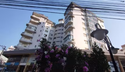 Ótimo apartamento com 3 dormitórios(1 suíte), sala, cozinha, banheiro social, área de serviços, sacada, churrasqueira, espera para lareira e uma vaga na garagem.
