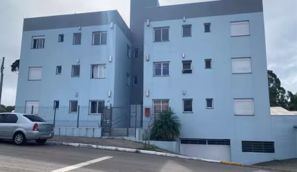 Apartamento: dois dormitórios, sala e cozinha conjugada, área de serviço, churrasqueira, banheiro e garagem.   Permanece a cozinha sob medida e ar condicionado.
