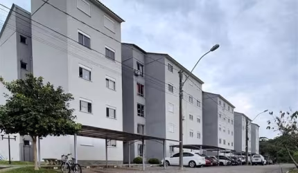 Apartamento localizado no terreno do Residencial Vale Verde, com 2 dormitórios, sala e cozinha, banheiro e vaga de  estacionamento coberta. Condomínio cercado,  com portaria 24 horas, quiosques, praci