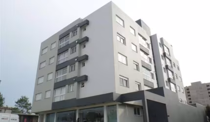 Apartamento com 03 dormitórios (sendo 01 suíte), sala e cozinha conjugadas, lavabo, banheiro social, área de serviço e 01 box com 02 vagas de garagem.   Piso laminado e porcelanato.  Aberturas em alum