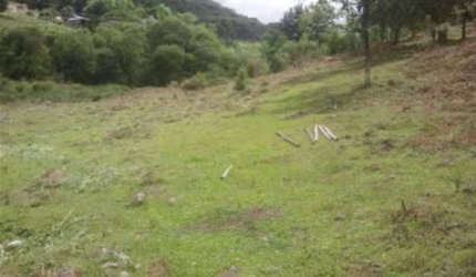 Área de rural com área total de 30.000,00m².
Frente para a estrada entre Ana Rech e Fazenda Souza.
Consulte-nos!