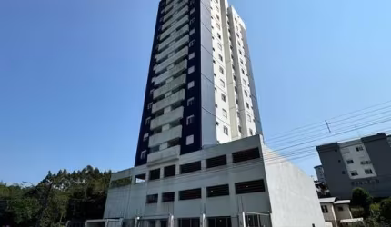 Localizado no bairro Imigrante, em Farroupilha/RS, este apartamento semi mobiliado conta com 2 dormitórios, banheiro, box de garagem e diversas comodidades, como elevador, salão de festas e churrasque