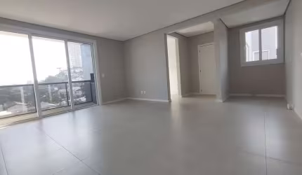 Apartamento com 3 quartos à venda no Cruzeiro, Caxias do Sul , 106 m2 por R$ 782.700