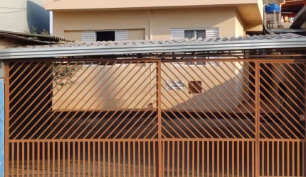 Casa à venda (154m² útil) com edícula no bairro Agapeama, Jundiaí - SP