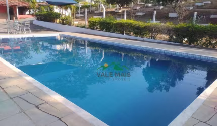 Chácara com 3 dormitórios à venda, 231 m² por R$ 1.200.000,00 - Clube dos 500 - Guaratinguetá/SP