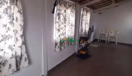 Casa com 3 dormitórios à venda, 438 m² por R$ 2.000.000 - Nova Guará - Guaratinguetá/SP