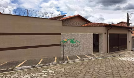 Casa com 3 dormitórios à venda, 283 m² por R$ 960.000,00 - Jardim Coelho Neto - Guaratinguetá/SP