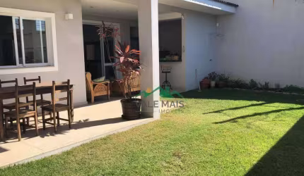 Casa com 4 dormitórios à venda, 304 m² por R$ 1.400.000,00 - Parque das Alamedas - Guaratinguetá/SP