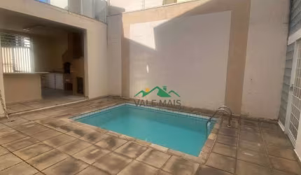 Casa com 4 dormitórios à venda, 335 m² por R$ 1.350.000,00 - Vila Paraíba - Guaratinguetá/SP