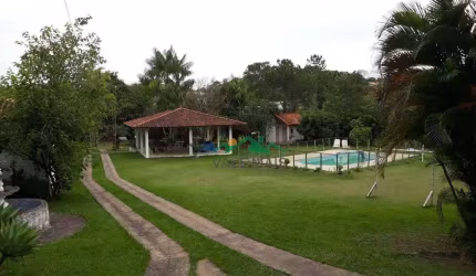 Chácara com 3 dormitórios à venda, 8000 m² por R$ 850.000,00 - Bom Jardim I - Guaratinguetá/SP