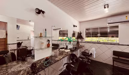 Salão para alugar por R$ 1.500,00/ano - Parque São Francisco - Guaratinguetá/SP