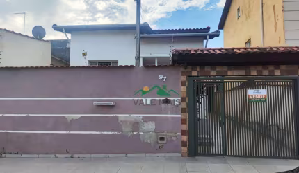 Casa com 3 dormitórios à venda, 140 m² por R$ 650.000 - Nova Guará - Guaratinguetá/SP