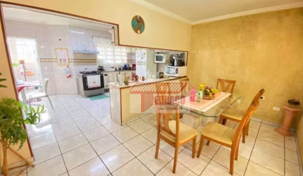 Sobrado à venda, 289 m² por R$ 690.000,00 - Jardim do Estádio - Santo André/SP
