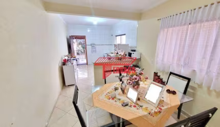Sobrado com 3 dormitórios à venda, 189 m²  - Parque São Vicente - Mauá/SP