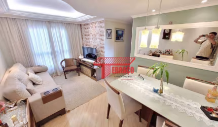 Apartamento com 2 dormitórios à venda, 57 m² por R$ 296.000,00 - Vila Lutécia - Santo André/SP