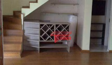 Sobrado com 3 dormitórios à venda, 161 m² por R$ 548.020,00 - Vila Floresta - Santo André/SP