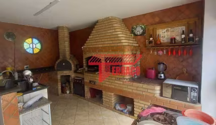 Sobrado com 3 dormitórios à venda, 294 m² - Vila Scarpelli - Santo André/SP