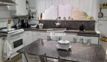 Sobrado com 4 dormitórios à venda, 123 m² por R$ 732.000,00 - Santa Maria - Santo André/SP