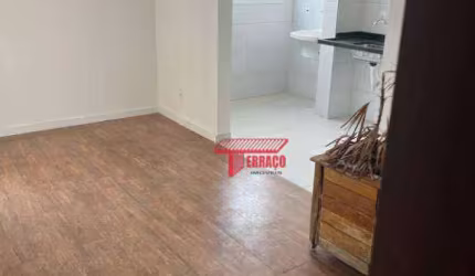Apartamento com 2 dormitórios à venda, 50 m² por R$ 295.000,00 - Vila Scarpelli - Santo André/SP