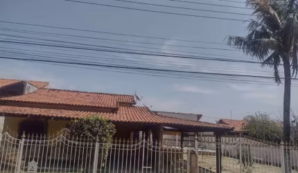 Casa Espetacular COM PISCINA em condomínio residencial - São Pedro da aldei