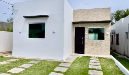 Oportunidade única !! Casa com 80 m2 em condomínio fechado a 5 minutos do aeroporto de Manaus !!!
