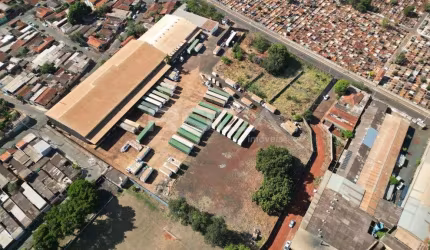 Barracão/Galpão Comercial à Venda e Locação em JARDINÓPOLIS