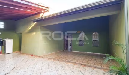 Casa térrea 3 dormitórios Jd. Palmares