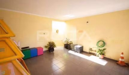 Casa com 2 dormitórios disponível para venda ou locação no bairro Santa Cruz do José Jacques, em Ribeirão Preto.