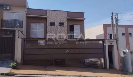Apartamento térreo à venda com 2 dormitórios no bairro Jardim Botânico, em Ribeirão Preto.