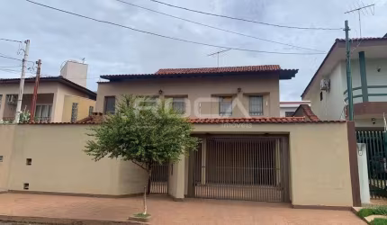 Venda de Casas / Padrão na cidade de Ribeirão Preto