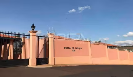 Venda de Casas / Condomínio na cidade de Ribeirão Preto