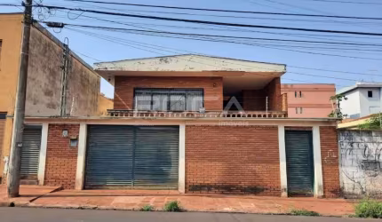 Venda de Casas / Padrão na cidade de Ribeirão Preto