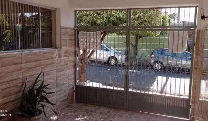 Venda de Casas / Padrão na cidade de Ribeirão Preto
