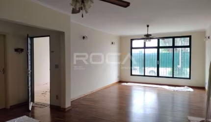 Casa Comercial à Venda no Jardim São Luiz, Ribeirão Preto | 4 Dormitórios, 2 Suítes, 3 Garagens