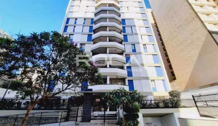 Aluguel de apartamento no Centro de Ribeirão Preto com 3 dormitórios e sacada