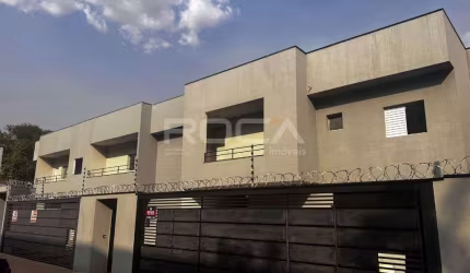Apartamento 2 dormitórios, térreo, Jardim Zara!