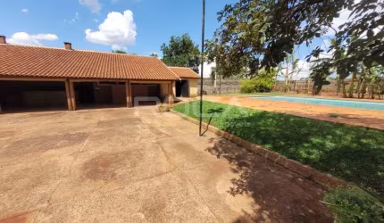 Chácara à venda com 2 dormitórios em Ribeirão Preto - Distrito Bonfim Paulista!