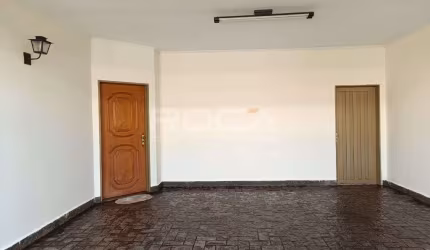 Venda de Casas / Padrão na cidade de Ribeirão Preto