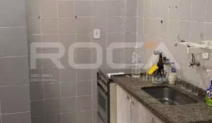 Apartamento à venda com 2 dormitórios no bairro Vila Amélia, em Ribeirão Preto.