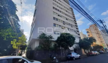 Apartamento à venda com 4 dormitórios no Centro em Ribeirão Preto.