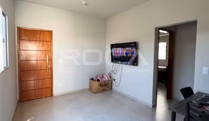Casa à venda com 2 dormitórios no bairro Jardim Santa Cecília em Bonfim Paulista.