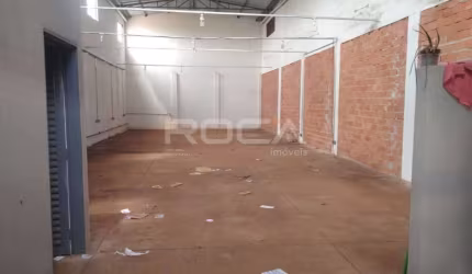 Galpão comercial com 170m² de área útil no bairro Ipiranga em Ribeirão Preto