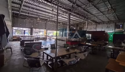 Espaço comercial perfeito para o seu negócio na Vila Amélia!